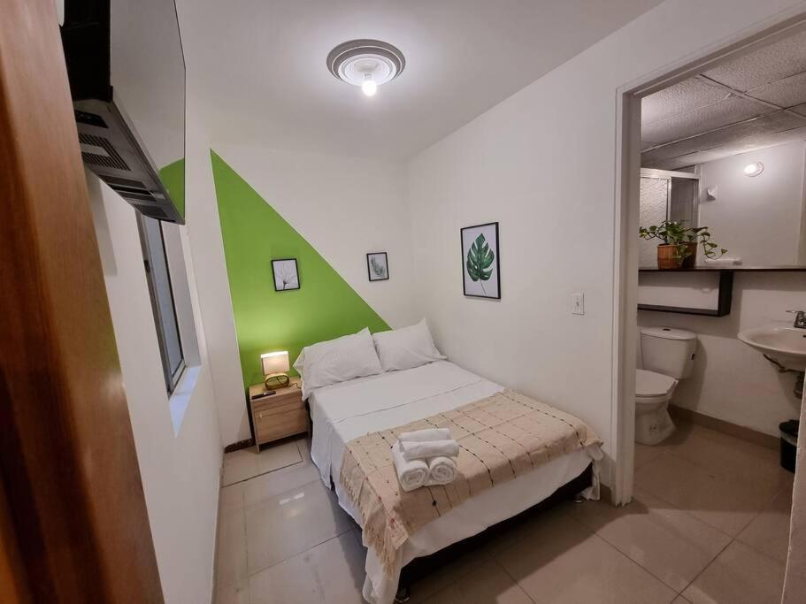 Apartamento El Jardin De Manila Medellín Exterior foto